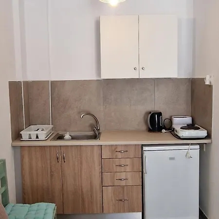 Annoula Studios&apartments *