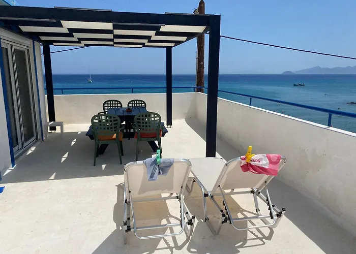 Annoula And Apartamento *