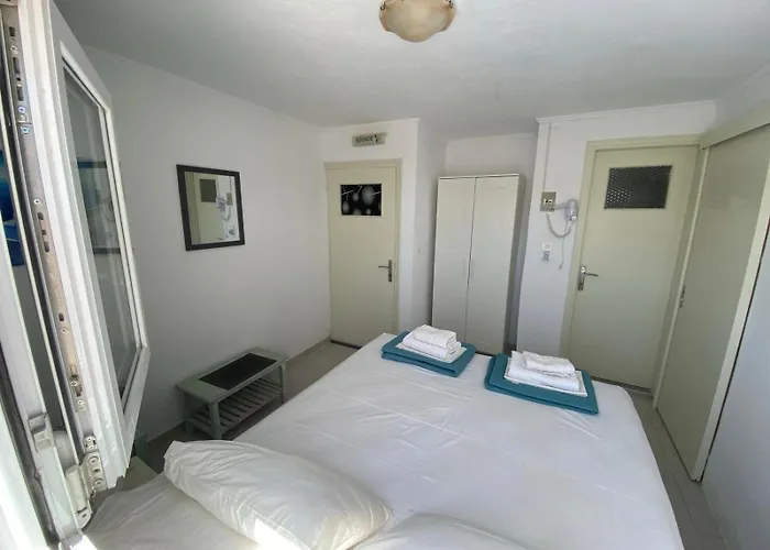 Annoula And Appartement *